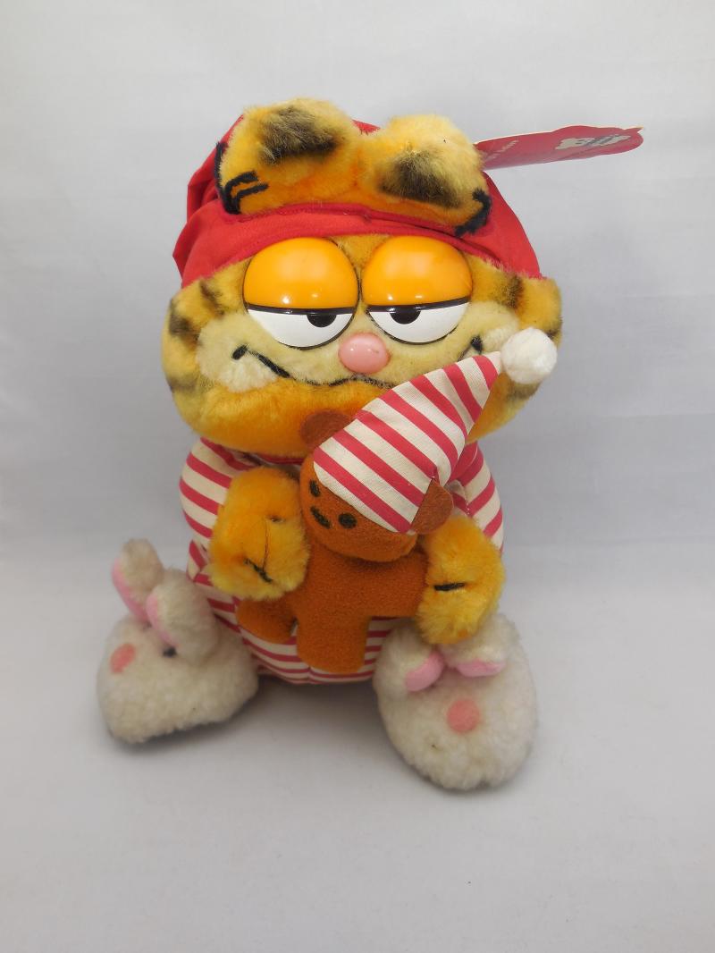 garfield dakin plush